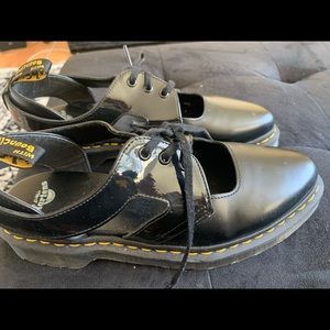 Dr. Martens cut out oxfords